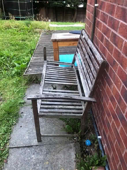 Photo of free Bench (OL8 2XQ) #2