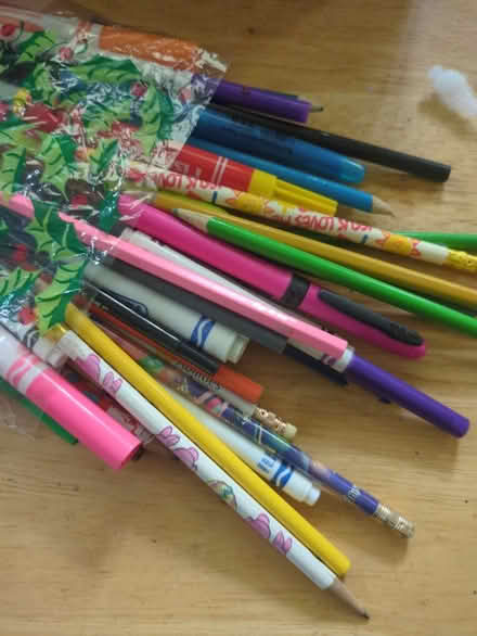 Photo of free Bag working pens, pencils, markers (Leonardo/Middletown) #1