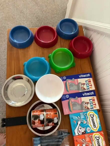 Photo of free Cat stuff bundle (Goldington MK41) #2