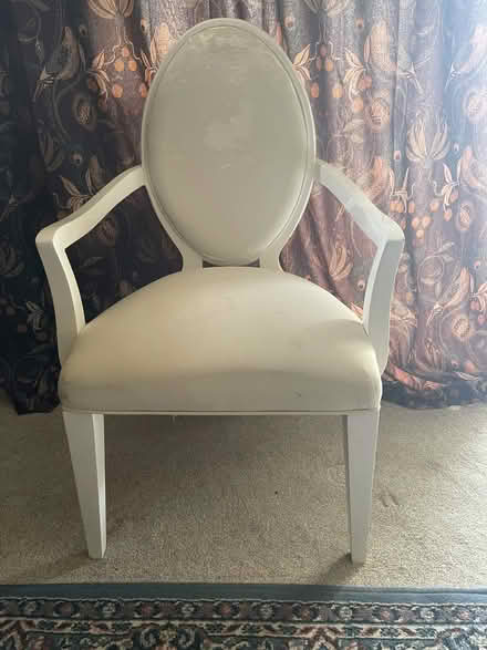 Photo of free Two bedroom chairs (Sweeny Mountain SY10) #1