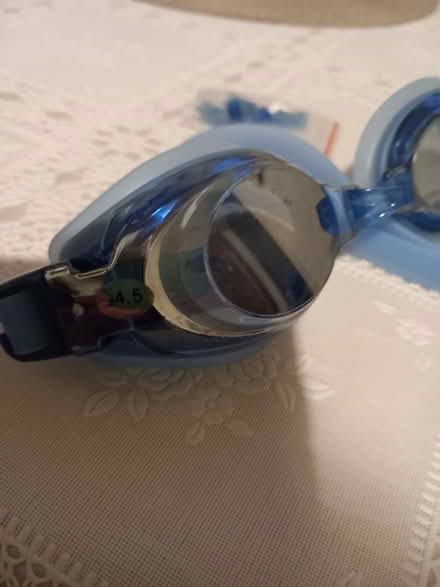 Photo of free prescription swimming goggles (Edgeley SK3) #2