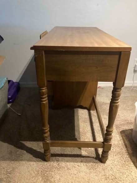 Photo of free Desk (Melbourne) #3