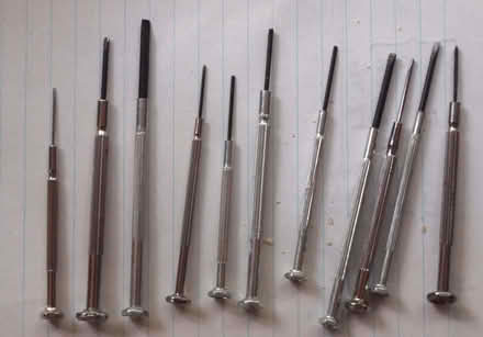 Photo of free small screwdrivers (Oakwood LS8) #1