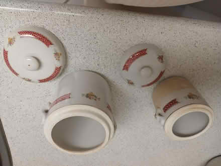 Photo of free Chinese dishes (Meadowvale and 401 area) #2