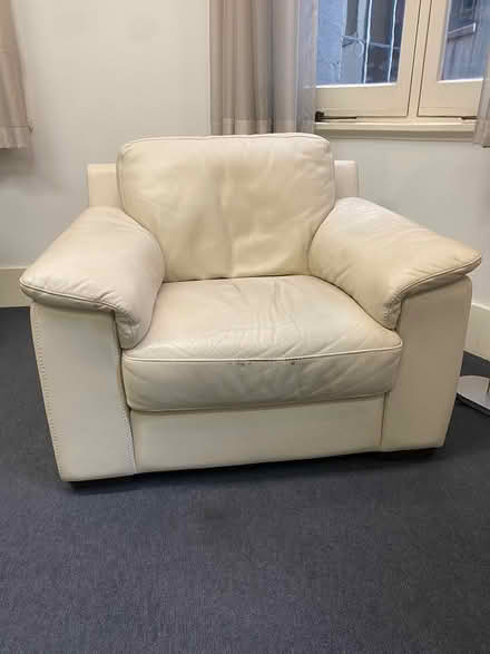 Photo of free Leather Lounge (Melbourne CBD) #1