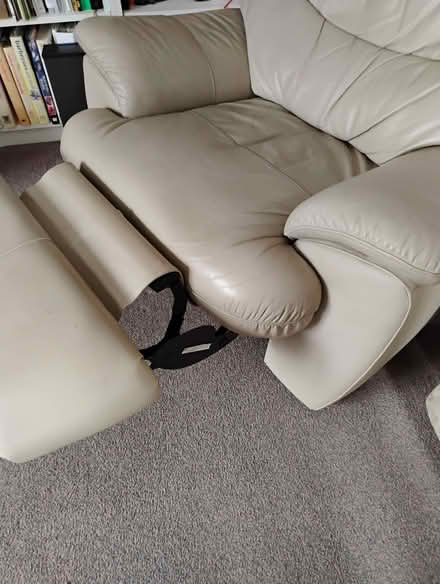 Photo of free Reclining real leather chair like new (Barry CF62) #3