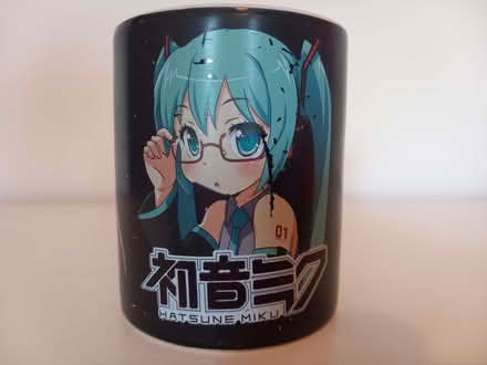 Photo of free Hatsune Miku / Vocaloid character mug (Oxford-Freegle CGA OX4) #1