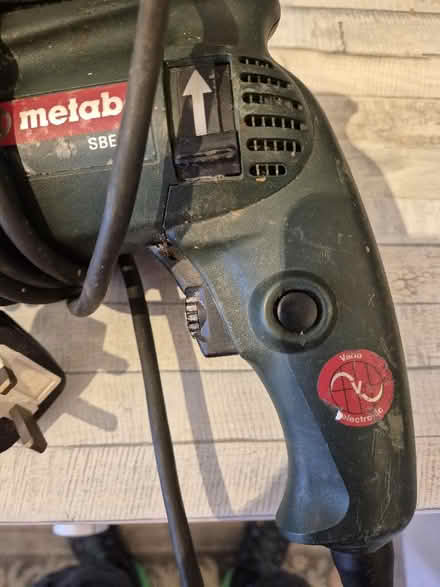 Photo of free 240v working hammer drill (Holmer Green HP15) #1