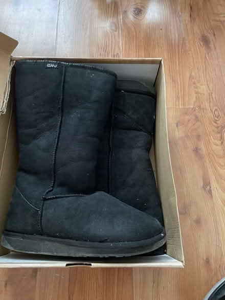 Photo of free Emu boots (Sw19 Colliers Wood) #4