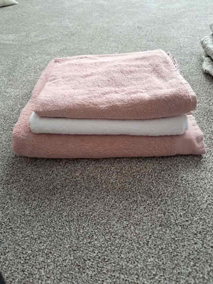 Photo of free Towels and cushions covers (Old Swan L13) #2