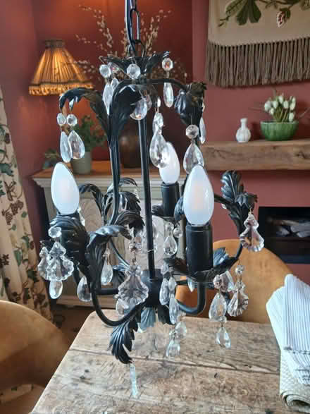 Photo of free Chandelier (TW12) #1