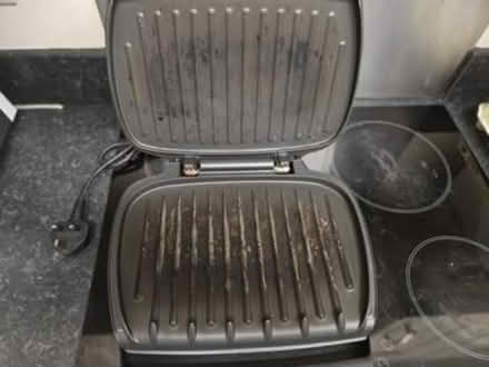 Photo of free George Foreman grill with dip tray (BA2) #1
