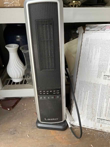 Photo of free Space heater (Oradell) #1