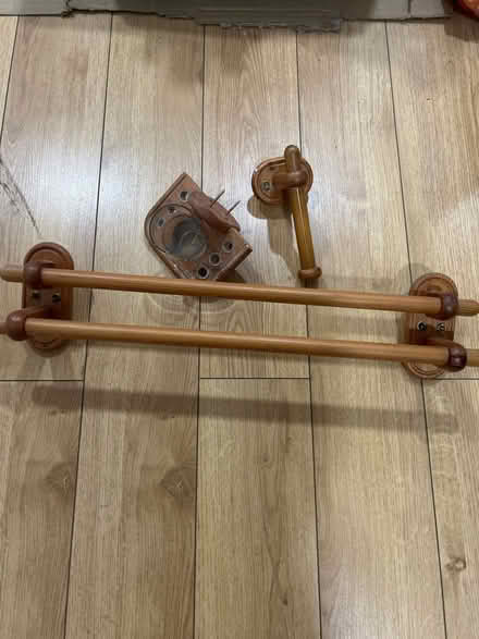 Photo of free Bathroom fittings (Potters Bar EN6) #1