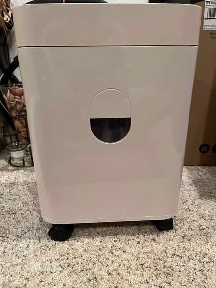 Photo of free Working paper shredder (Warren, NJ) #1