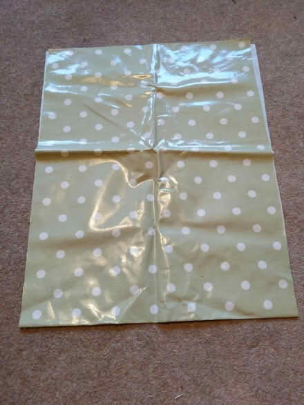 Photo of free Tablecloth fabric (Staplehurst TN12) #1
