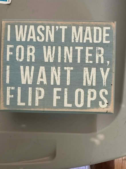 Photo of free Wooden sign (Burlington near Woburn line) #1