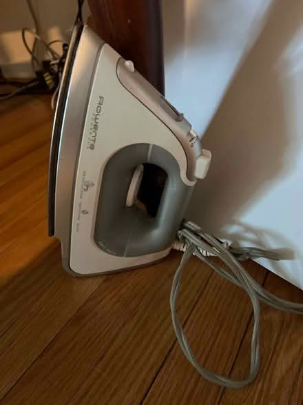 Photo of free Rowena iron (Severna Park (West SP)) #1