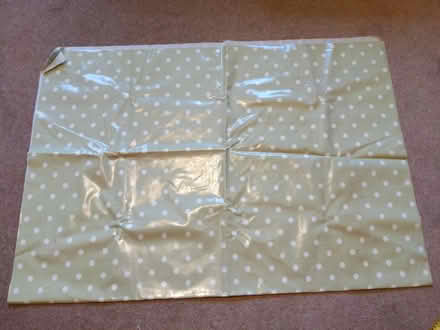 Photo of free Wipe clean tablecloth (Staplehurst TN12) #1