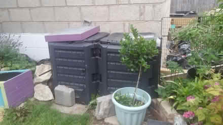 Photo of free double compost bin (S5 southey green S5) #1