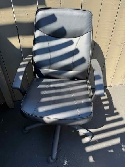 Photo of free Wooden desk and vinyl office chair (Valencia Avenue, Sunnyvale) #4