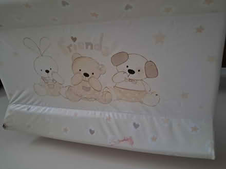 Photo of free Nappy Changer (Harlesden) #2