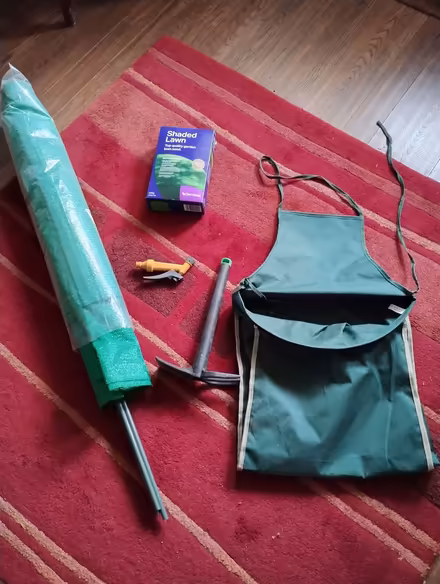 Photo of free Gardening bits a pieces (Edginswell TQ2) #1