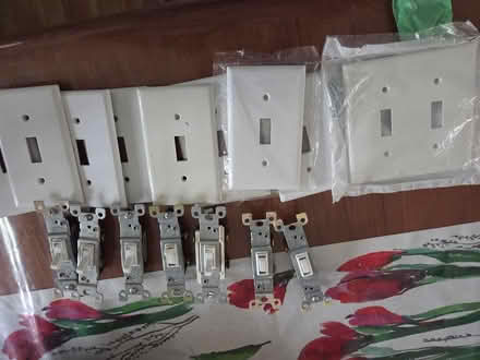 Photo of free Light switches and cover plates (Experimental Farm) #1