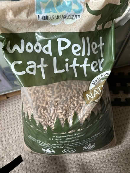 Photo of free cat litter- wood based (Charminster BH9) #2