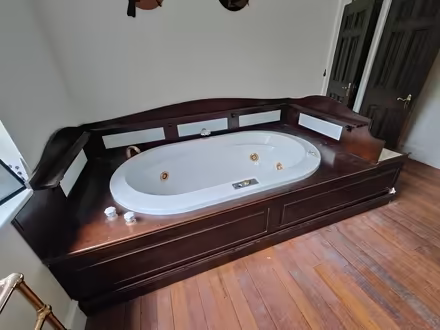 Photo of free Jacuzzi bath (Sinderhope (NE47)) #1
