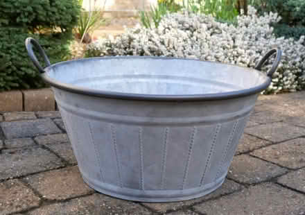 Photo of Metal pot for wild life (Solihull B91) #2