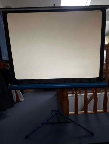Photo of free Vintage projector screen (Crookes S10) #1