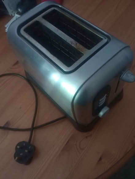 Photo of free 2 slot metal toaster (Ipswich, IP4) #1