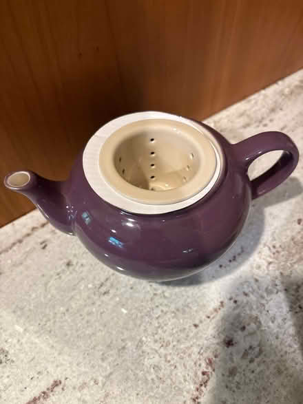 Photo of free Le Creuset teapot (Ossining) #2