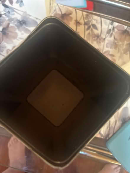Photo of free Old cracker container (South Elgin) #2