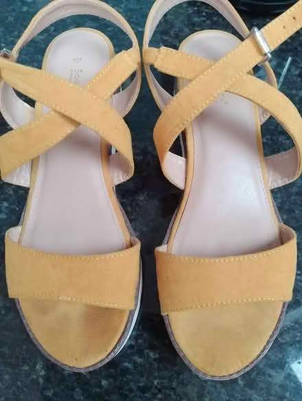 Photo of free "M&S" size 6 yellow sandals. (Heald Green SK8) #1