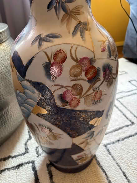 Photo of free Vintage large vase (Rego Park) #2
