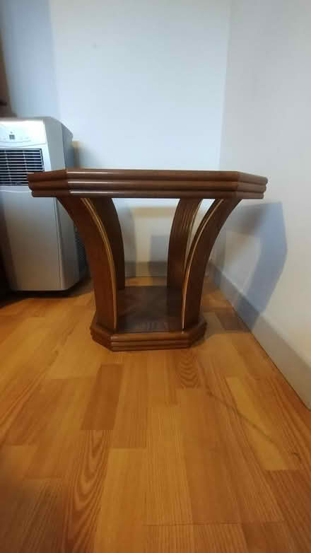 Photo of free Pictures and coffee table (KY11 2QB) #3