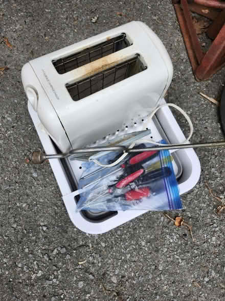 Photo of free toaster, screwdrivers (Mooney's bay) #1
