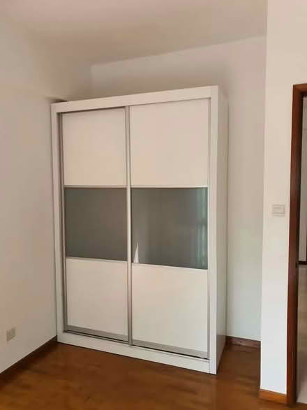 Photo of free wardrobe (Chinatown) #1