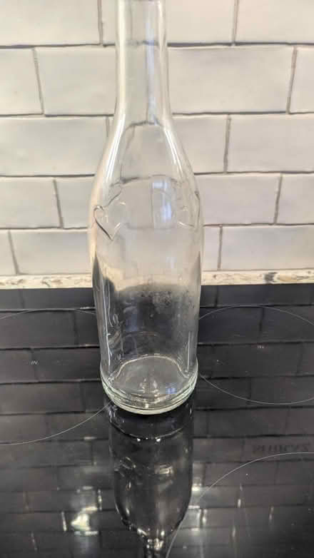 Photo of free Decorative Glass Bottle (RG24 Old Basing) #1