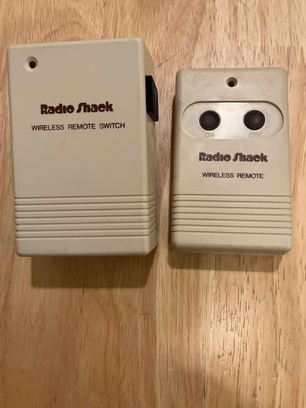 Photo of free Radio Shack wireless remote switch (Barron Park) #1