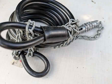 Photo of free 2 (?) metre security cable with additional tumbler lock (Coley Ave Area RG1) #1