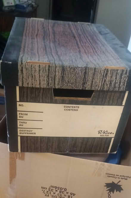 Photo of free hanging file holder box (Bayshore) #4