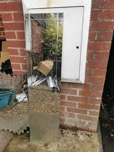 Photo of free Mirror (CT17) #1