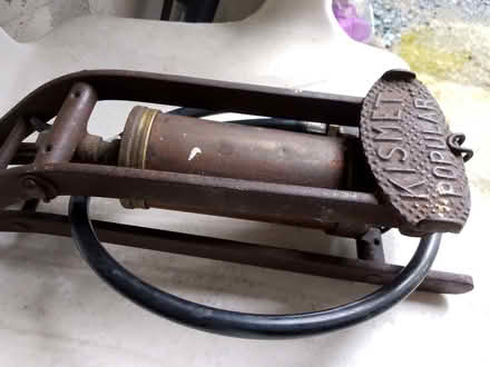 Photo of free Retro foot pump - Kismet 'Popular' (Bucknell SY7) #2