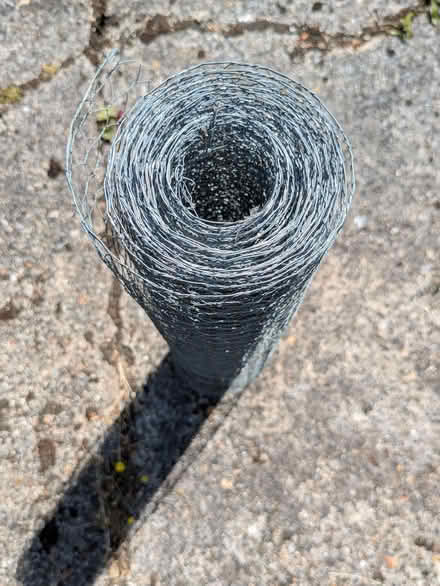 Photo of free 3-4 metres (?) of chicken wire (Coley Ave Area RG1) #2