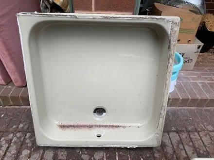 Photo of free Bathroom suite (Presteigne LD8) #3