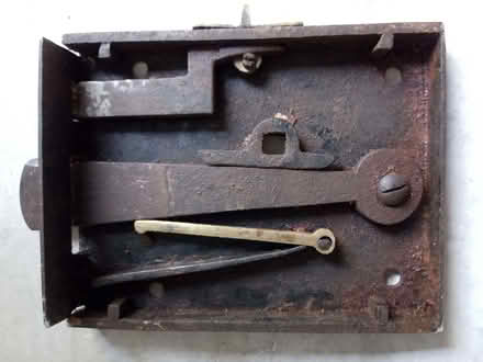 Photo of free Rim-lock, 19th century (Bucknell SY7) #2