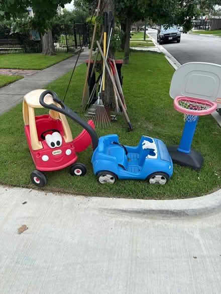Photo of free Kids outdoor play toys (Heights by Heights Boulevard) #1